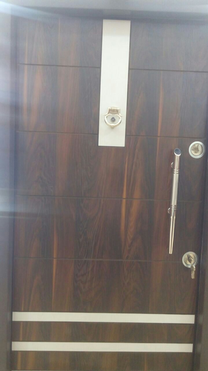 ماکان ضدخش لمینوکس عمودی